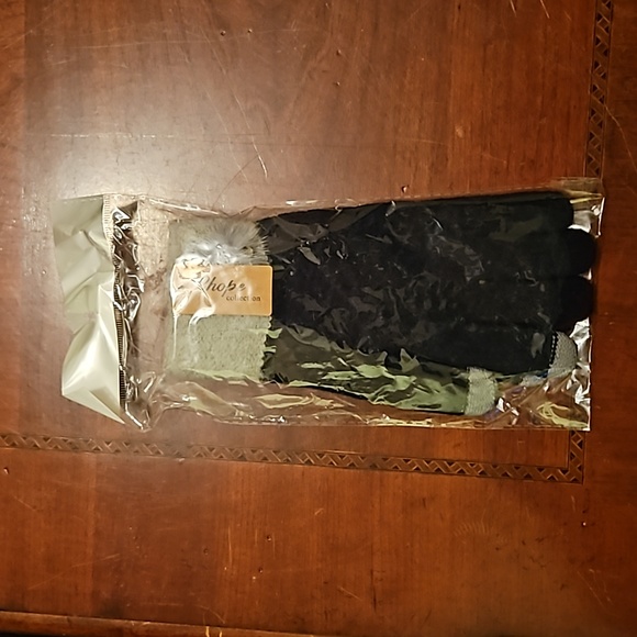 Womens Tech Touch Gloves - Picture 1 of 4